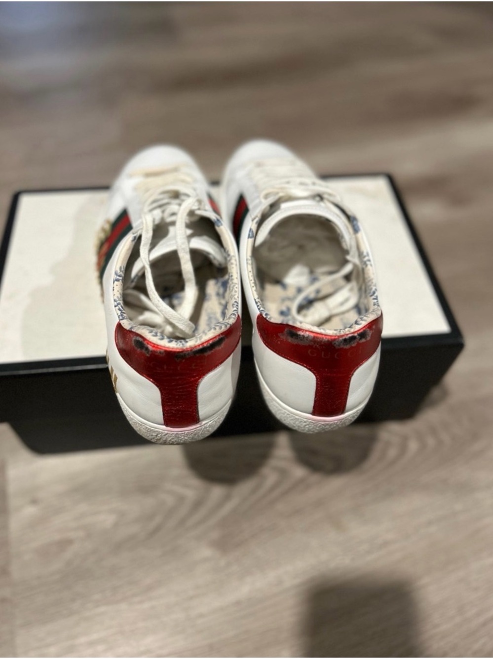 Gucci White Leather Sneakers with Red & Green Stripe and Gold Logo - Picture 7 of 11